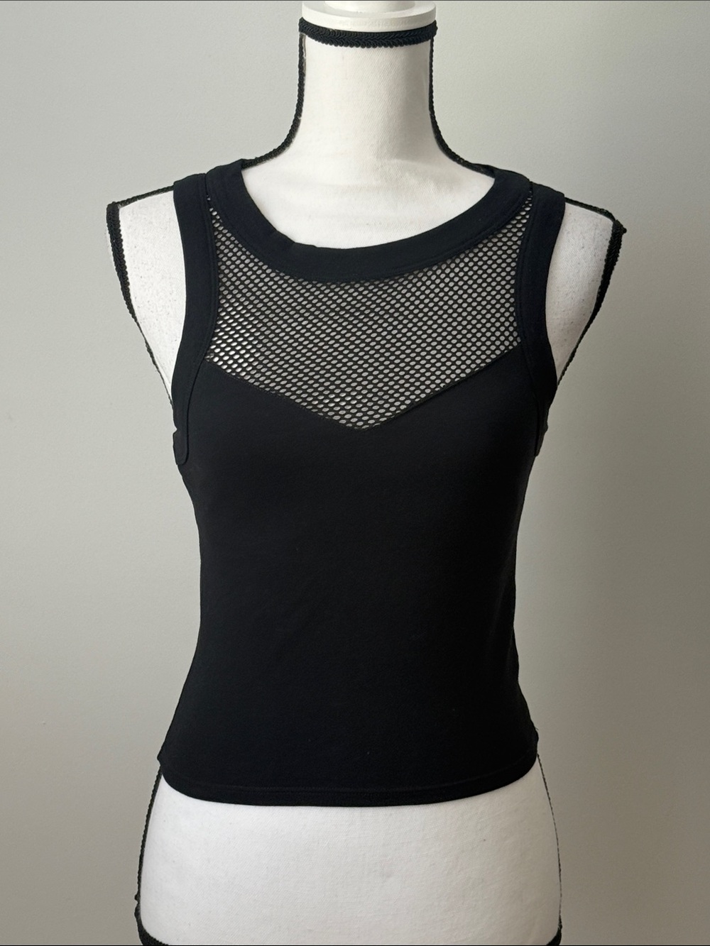 Express Women’s Black Mesh Yoke Sleeveless Tank Top
